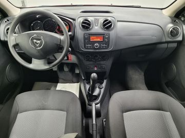 Car image 13