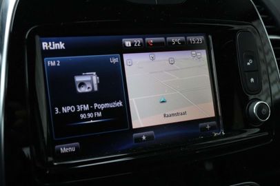 Car image 24