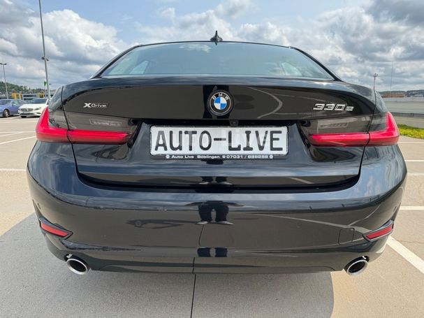 BMW 330i xDrive 215 kW image number 3