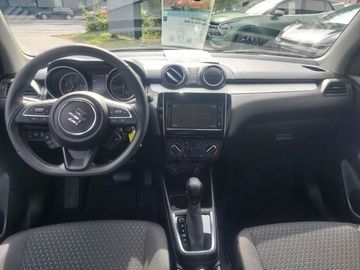 Car image 10