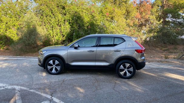 Volvo XC40 T3 Momentum Pro 120 kW image number 21