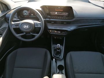 Car image 15