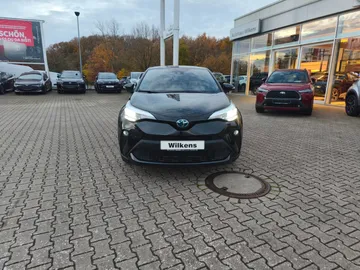 Car image 3