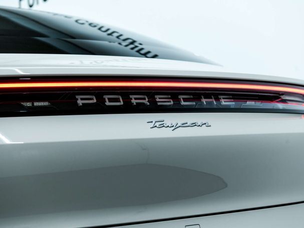 Porsche Taycan 320 kW image number 12