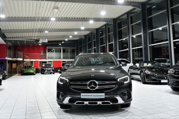 Mercedes-Benz GLC 400 d 4Matic 243 kW image number 2