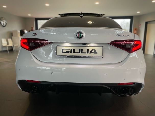 Alfa Romeo Giulia Q4 206 kW image number 7