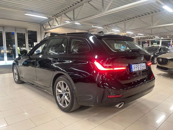 BMW 330e Touring Sport Line 216 kW image number 7