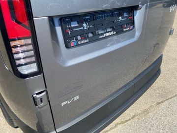 Car image 31