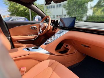 Car image 40