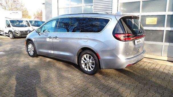 Chrysler Pacifica 210 kW image number 3