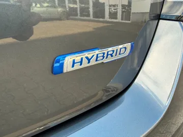 Car image 42