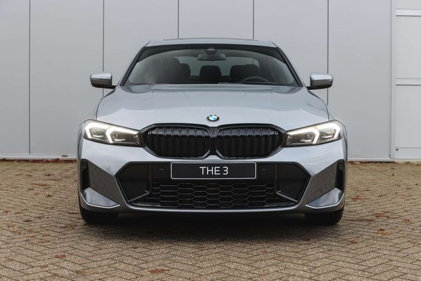 BMW 320i M Sport 135 kW image number 6