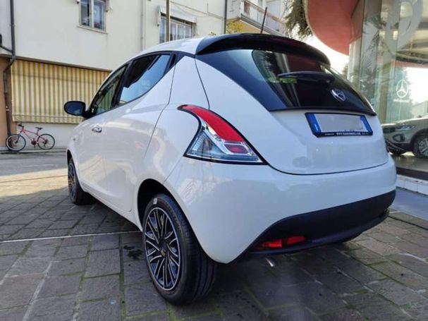 Lancia Ypsilon 51 kW image number 4