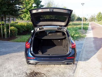 Car image 37