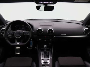 Car image 36