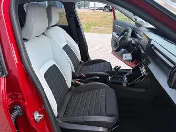 Car image 25