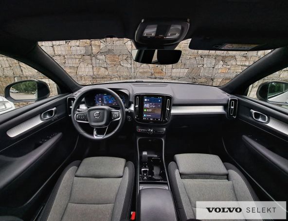 Volvo XC40 130 kW image number 12