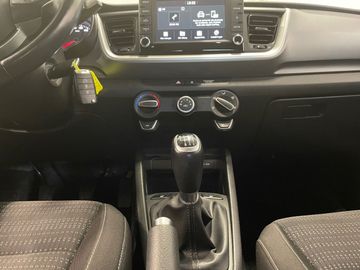 Car image 11