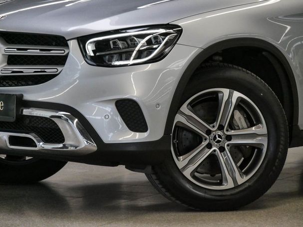 Mercedes-Benz GLC 300 de 225 kW image number 6