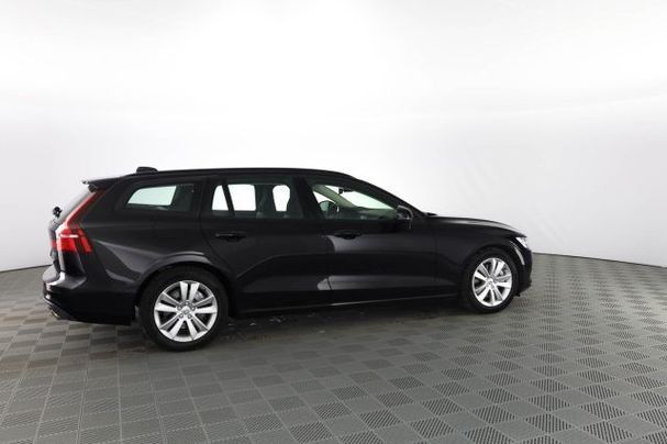 Volvo V60 D4 AWD Geartronic Momentum 140 kW image number 2