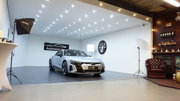 Audi RS e-tron GT quattro 440 kW image number 4