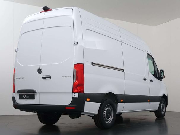 Mercedes-Benz Sprinter 317 CDI RWD 125 kW image number 3