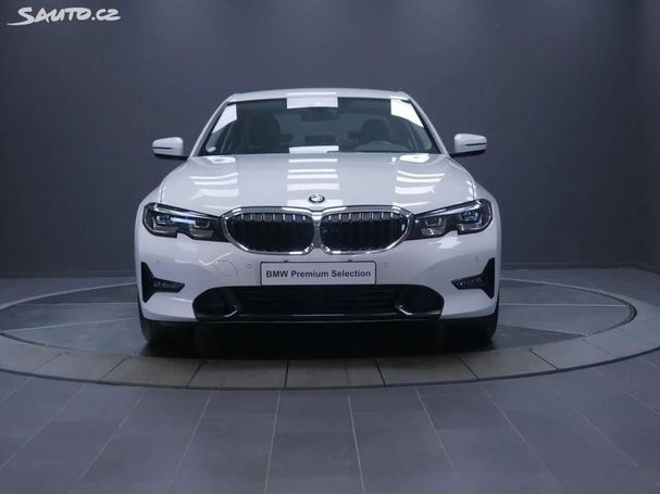 BMW 320d xDrive Sport Line 140 kW image number 8