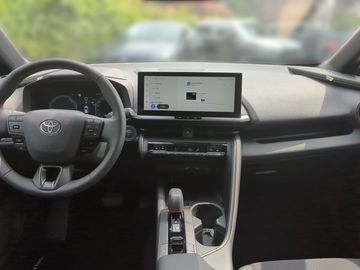 Car image 11