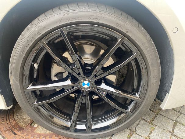 BMW 320d Touring xDrive 140 kW image number 19