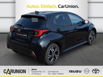 Car image 4