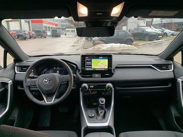 Car image 13