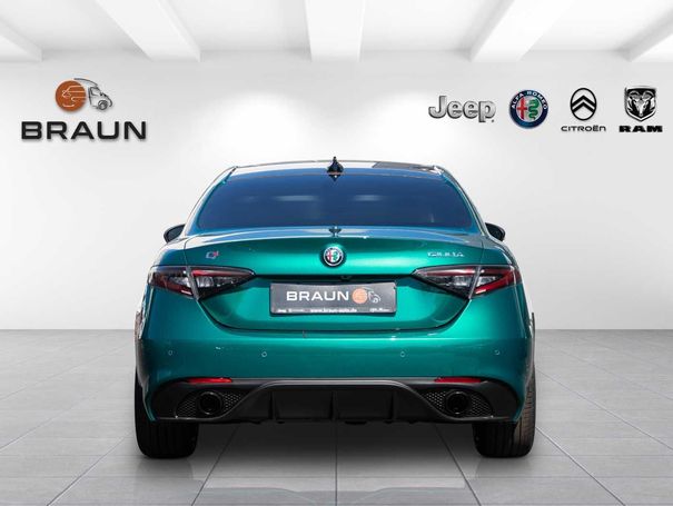 Alfa Romeo Giulia 2.0 Turbo 16V AT8-Q4 Veloce 206 kW image number 4