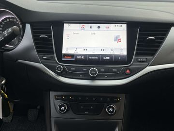 Car image 11