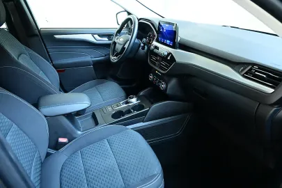 Car image 28