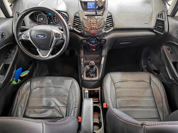 Car image 15