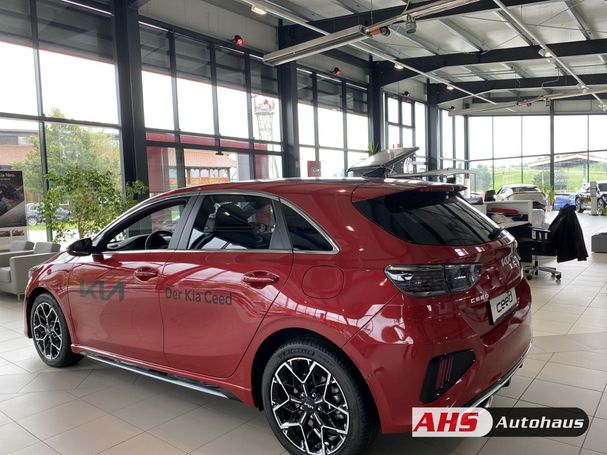 Kia Ceed 1.6 CRDi GT Line 100 kW image number 4