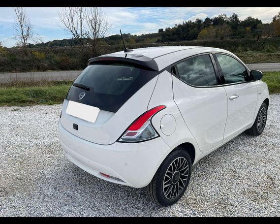 Lancia Ypsilon 51 kW image number 4