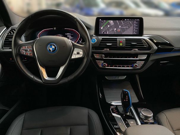 BMW iX3 Inspiring 210 kW image number 3