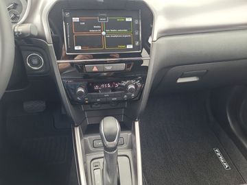 Car image 14