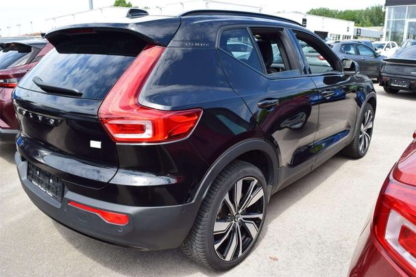 Volvo XC40 Recharge AWD 300 kW image number 3