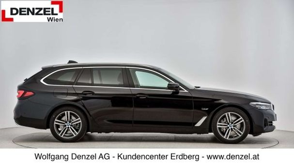 BMW 530i Touring xDrive 185 kW image number 3