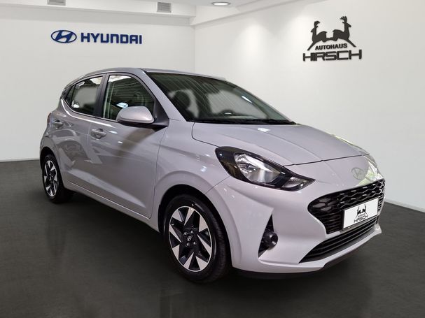 Hyundai i10 1.2 Trend 58 kW image number 3