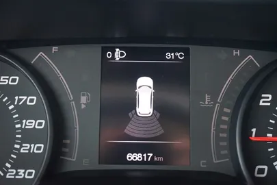 Car image 30
