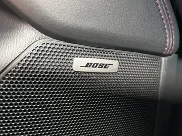 Car image 28