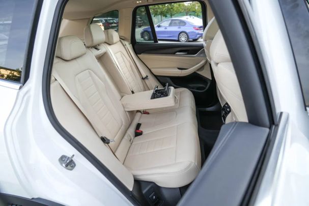 BMW X3 xDrive 140 kW image number 29