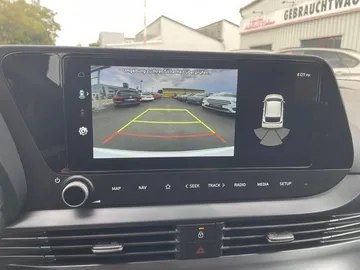 Car image 21