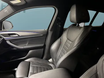 Car image 31