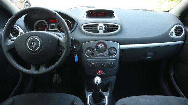 Renault Clio 74 kW image number 9