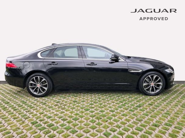 Jaguar XF AWD Prestige 134 kW image number 11