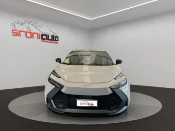 Car image 2